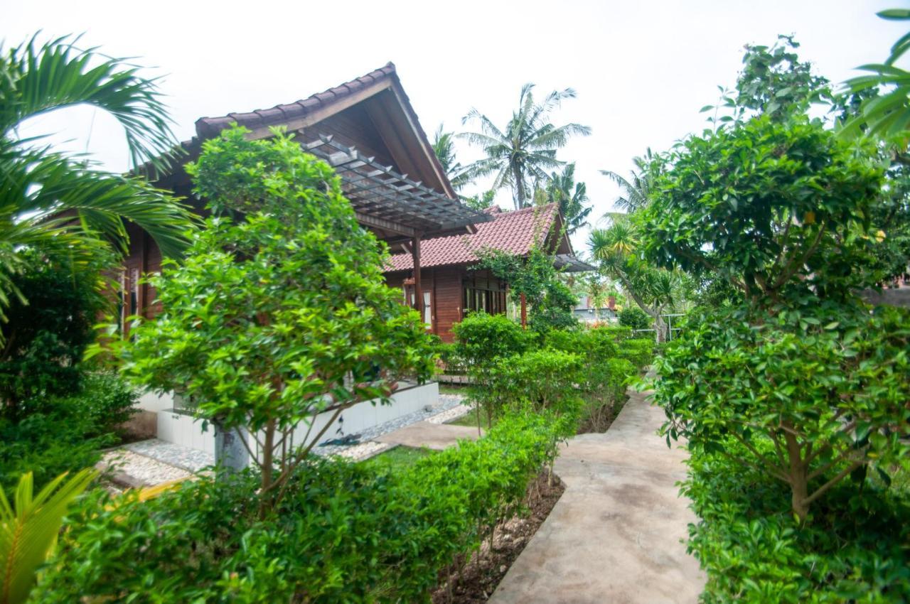 Timbool Bungalow Ped Экстерьер фото